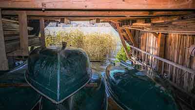 Boote in der Fischerhütte