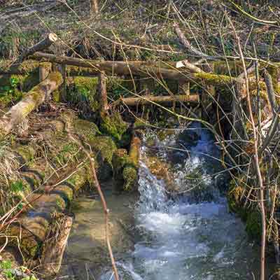 Sprudelndes Wasser